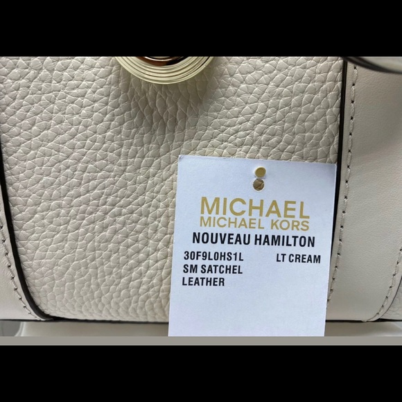 Michael kors purse - Picture 4 of 7